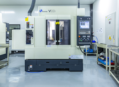 Makino CNC